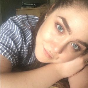 Meet your Posher, Lydia